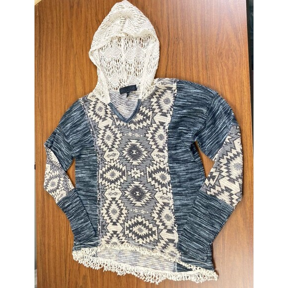 Almost Famous Boho Aztec Print Sz *Medium* Shirt Hooded Lace Semi-Sheer Western - Picture 6 of 8